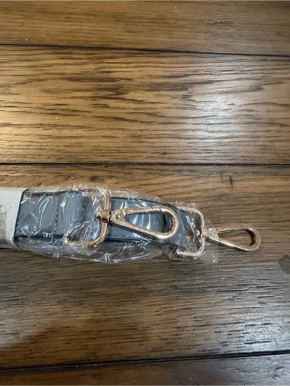 Source Unknown detachable leather